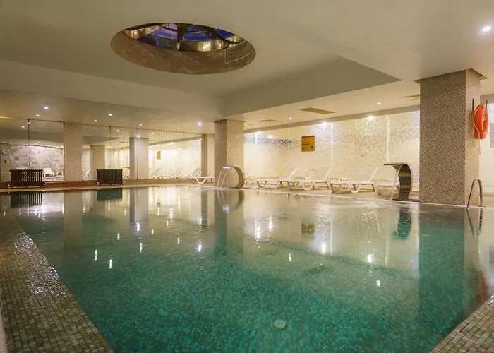 Boyalik & Hotel Çeşme