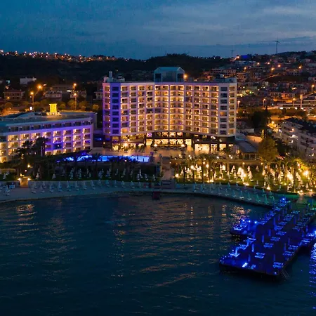 切什梅博亚利克海滩温泉酒店 酒店 5*