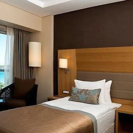 酒店 切什梅博亚利克海滩温泉酒店 Çeşme