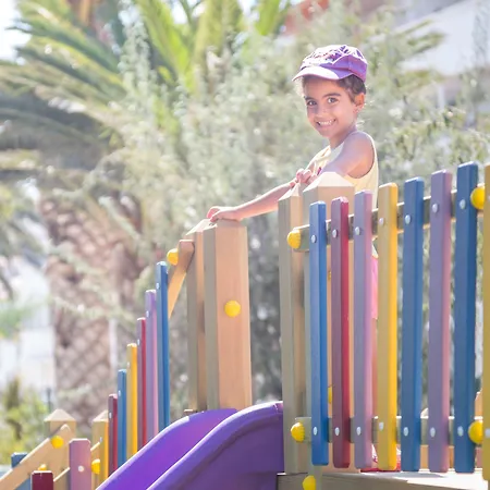 切什梅博亚利克海滩温泉酒店 5* Çeşme