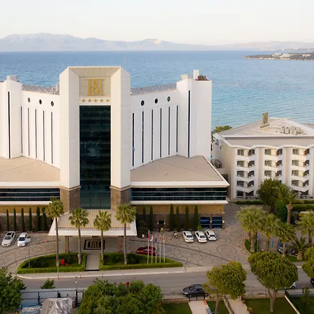 切什梅博亚利克海滩温泉酒店