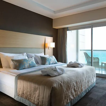 酒店 切什梅博亚利克海滩温泉酒店